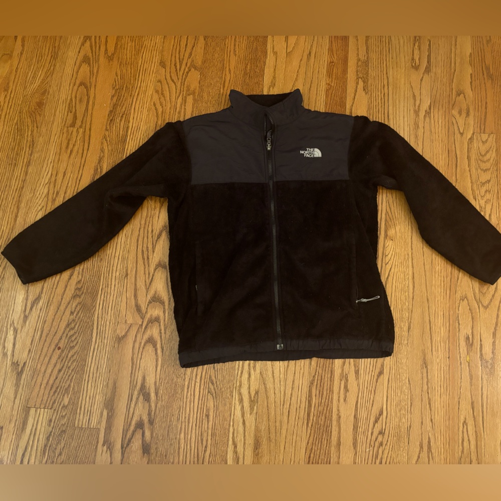 The North Face soft black full zip fleece, youth xl (fit women’s m).